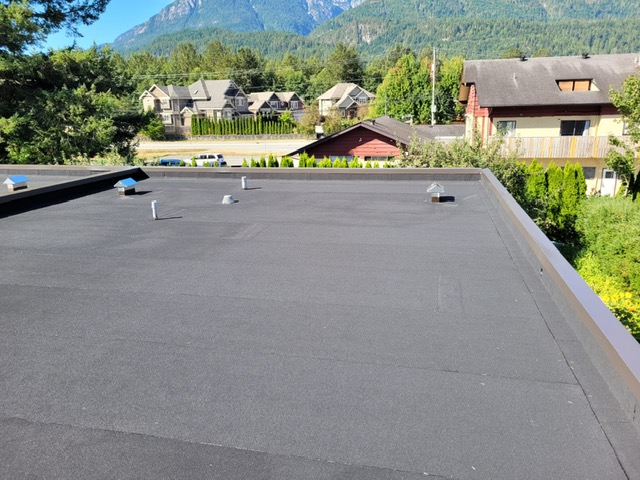 Squamish-new 2 ply torch on roof system