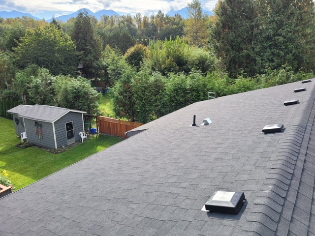 shingle roof replacement Squamish